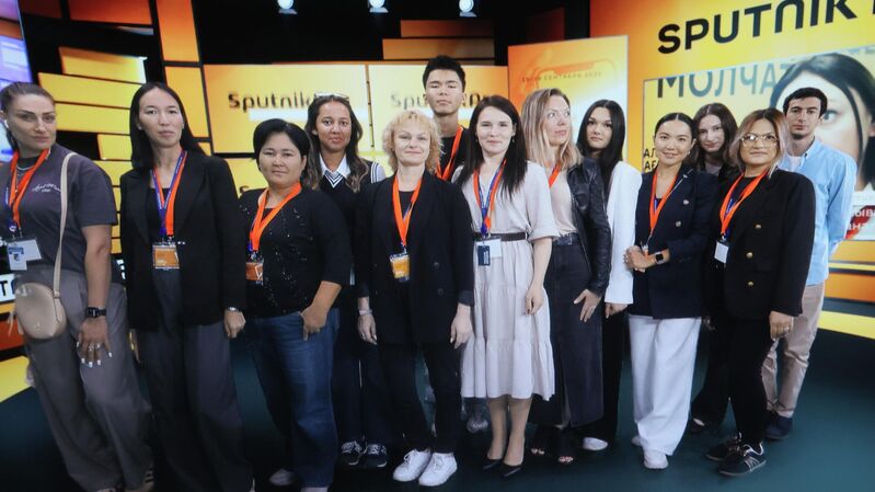 Завершился третий модуль образовательной программы "SputnikPro на Зубовском"
Завершился третий модуль образовательной программы "SputnikPro на Зубовском"
- «Россия сегодня», 800, 28.10.2025