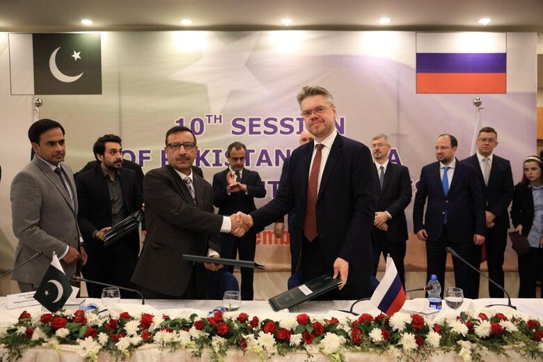 Подписание соглашение о сотрудничестве между Sputnik и APP Подписание соглашение о сотрудничестве между Sputnik и APP - «Россия сегодня», 780, 27.11.2025